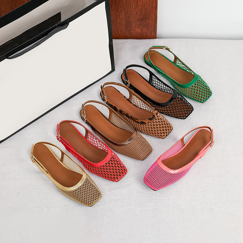 Women Bags And Shoes - Fileli kare burunlu terlik çanta başlıklı