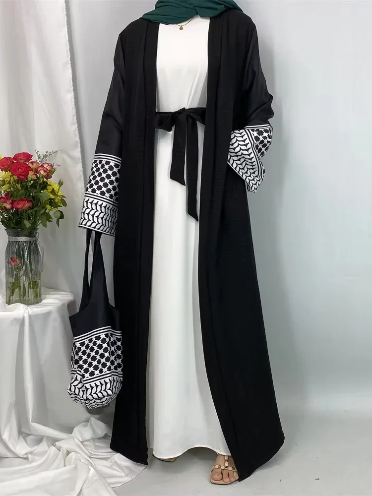 Women Bags In Dubai - Müslüman Uzun Elbise Kadın Açık Abayalar